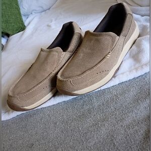 Magellan Outdoors Men’s Shoes Size 10D Casual Outdoor Walking Shoes